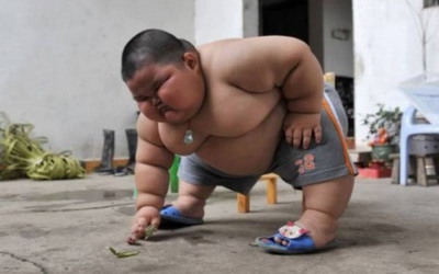 В Китае живёт самый толстый ребёнок 